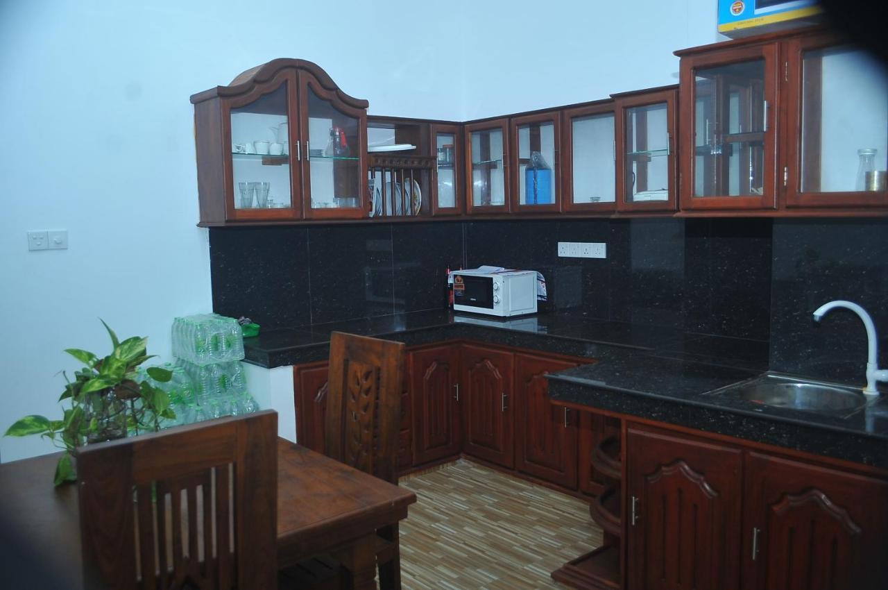 Nethum Beach House Хіккадува Екстер'єр фото